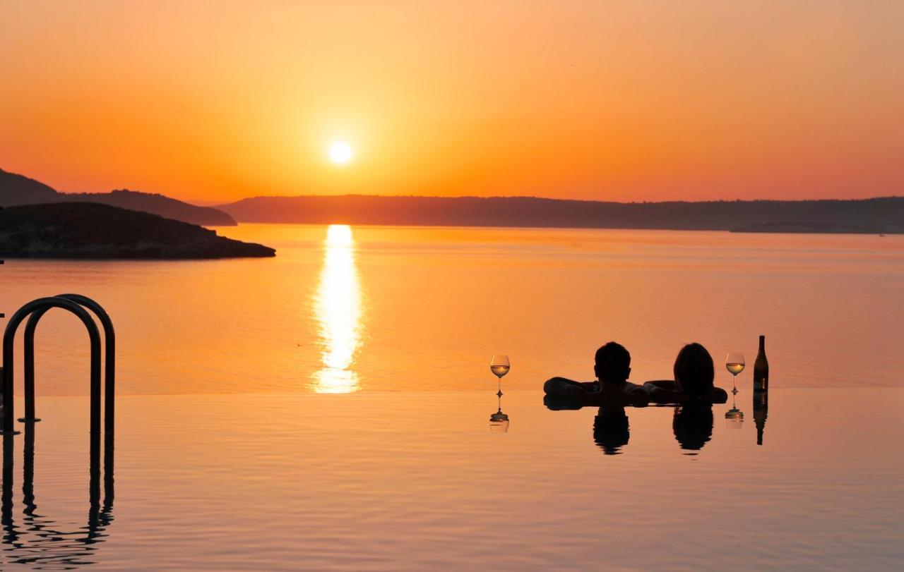 Sk Place Luxury Seafront Villas Chania Almirida Екстериор снимка