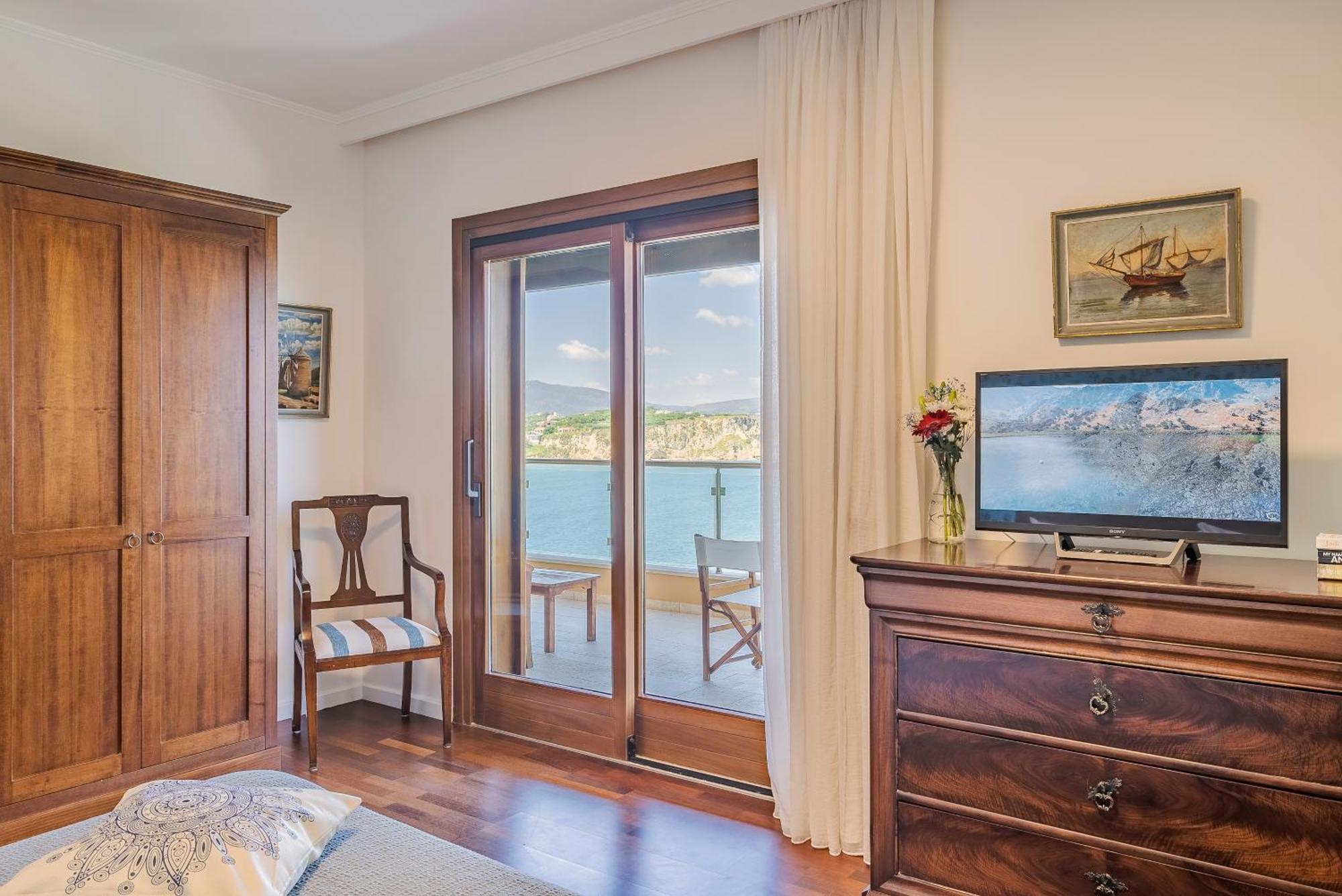 Sk Place Luxury Seafront Villas Chania Almirida Екстериор снимка